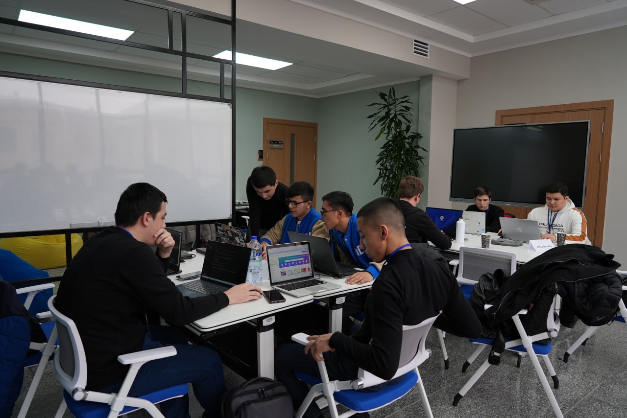 В Ташкенте успешно прошел IT-фестиваль «AI Hackathon 2024»